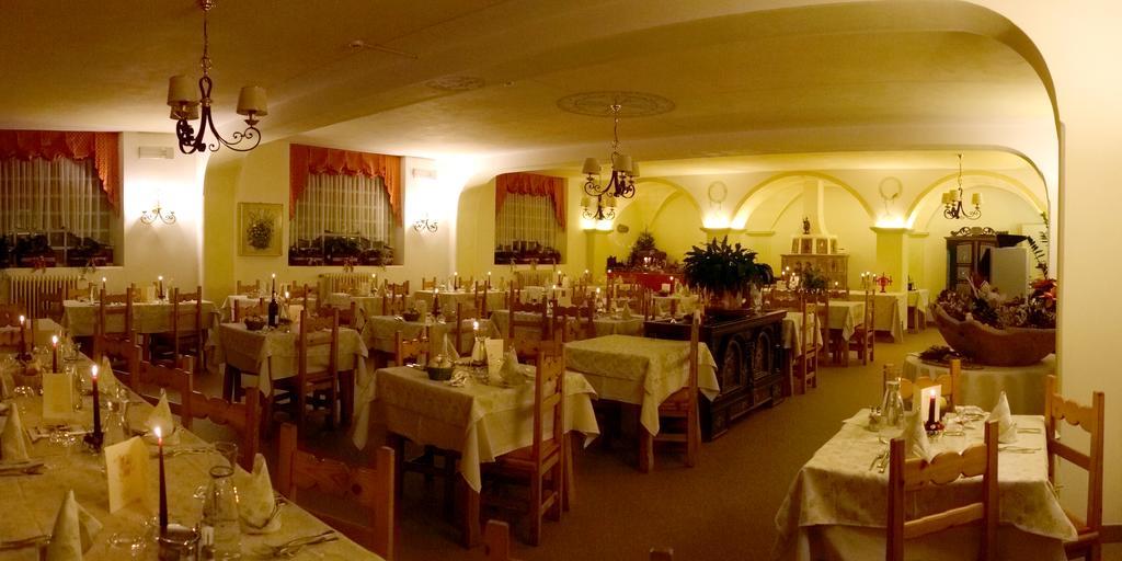 Albergo Adele Bormio Exterior foto